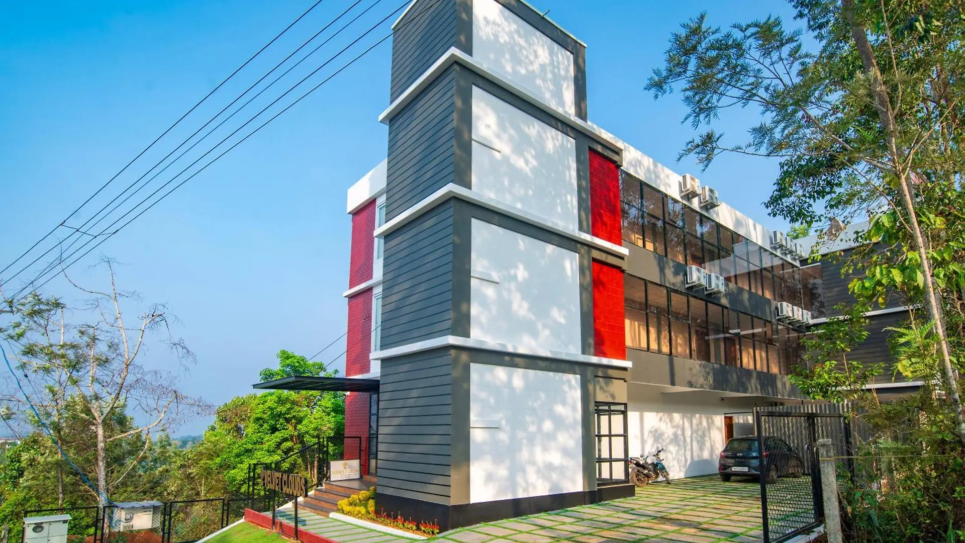 Velvet Clouds Munnar Hotel 4*,